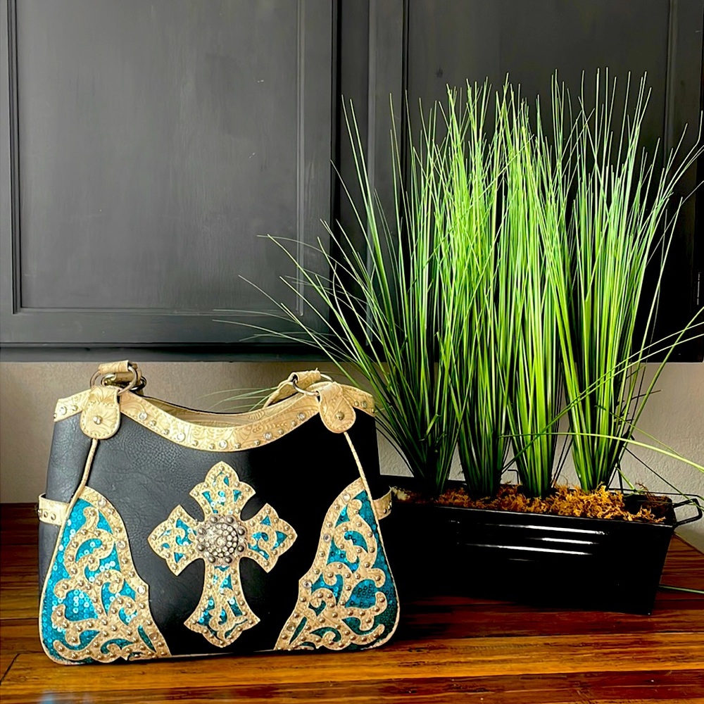 P&G Sequins Diva Cross Purse!